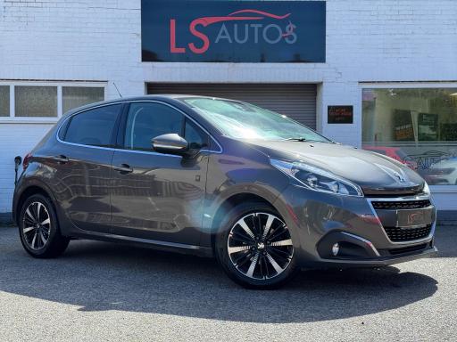 2019 208 1.5 BLUEHDI TECH EDITION HATCHBACK 5DR DIESEL MANUAL EURO 6 S S... photo